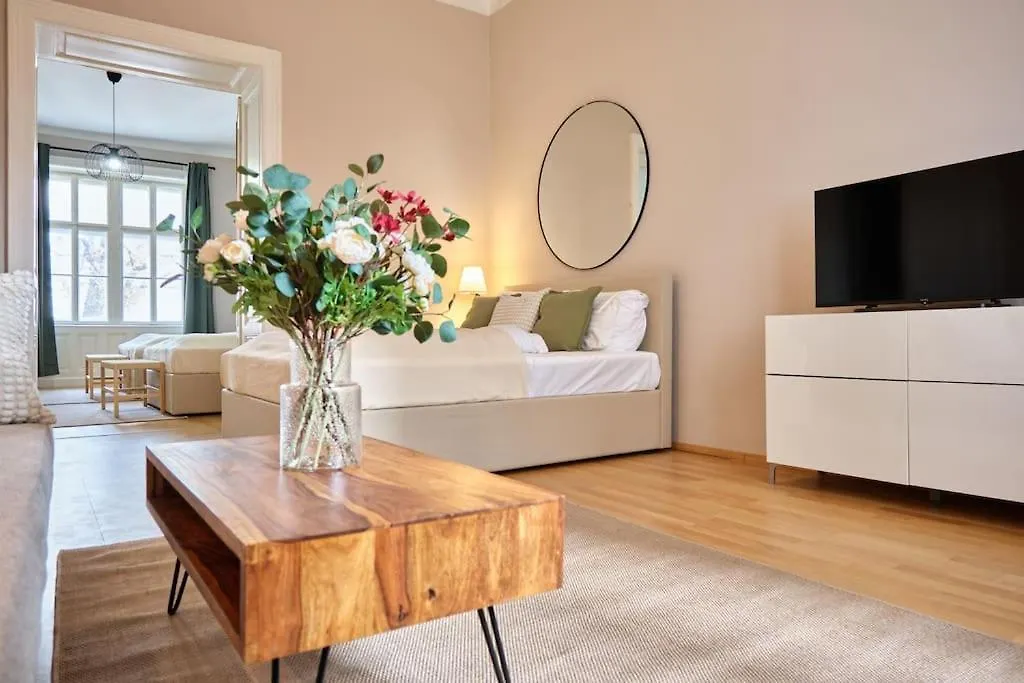 10 Minutes To Mariahilfer Strasse I Naehe Zentrum Vienna Apartment