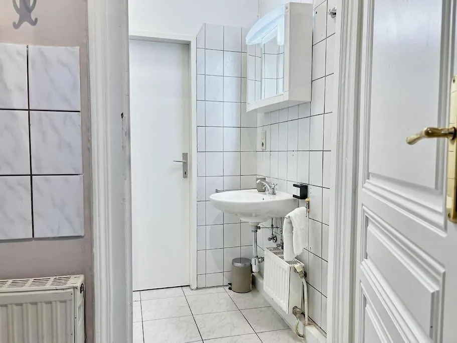 10 Minutes To Mariahilfer Strasse I Naehe Zentrum Vienna Apartment